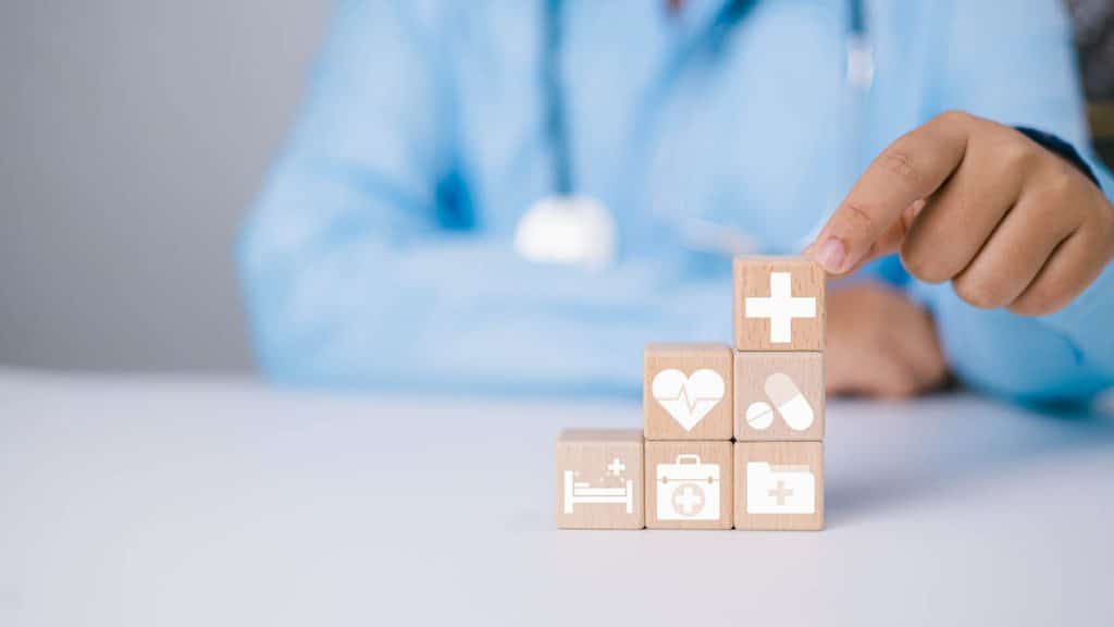 Short Term Health Insurance vs. Regular Health Insurance: What’s the Difference?